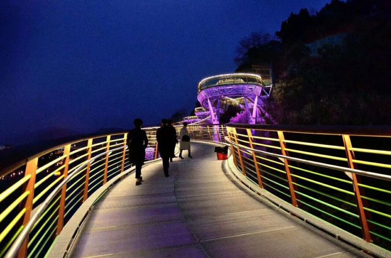 濟(jì)南夜景照明設(shè)計(jì)煙囪美化亮化工程施工
