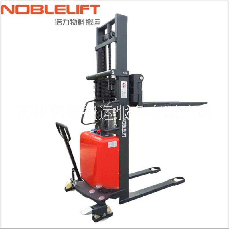 江蘇供應半電動堆高車1噸2噸叉車 半電動堆高車搬運電動叉車堆垛鏟車升高裝卸車