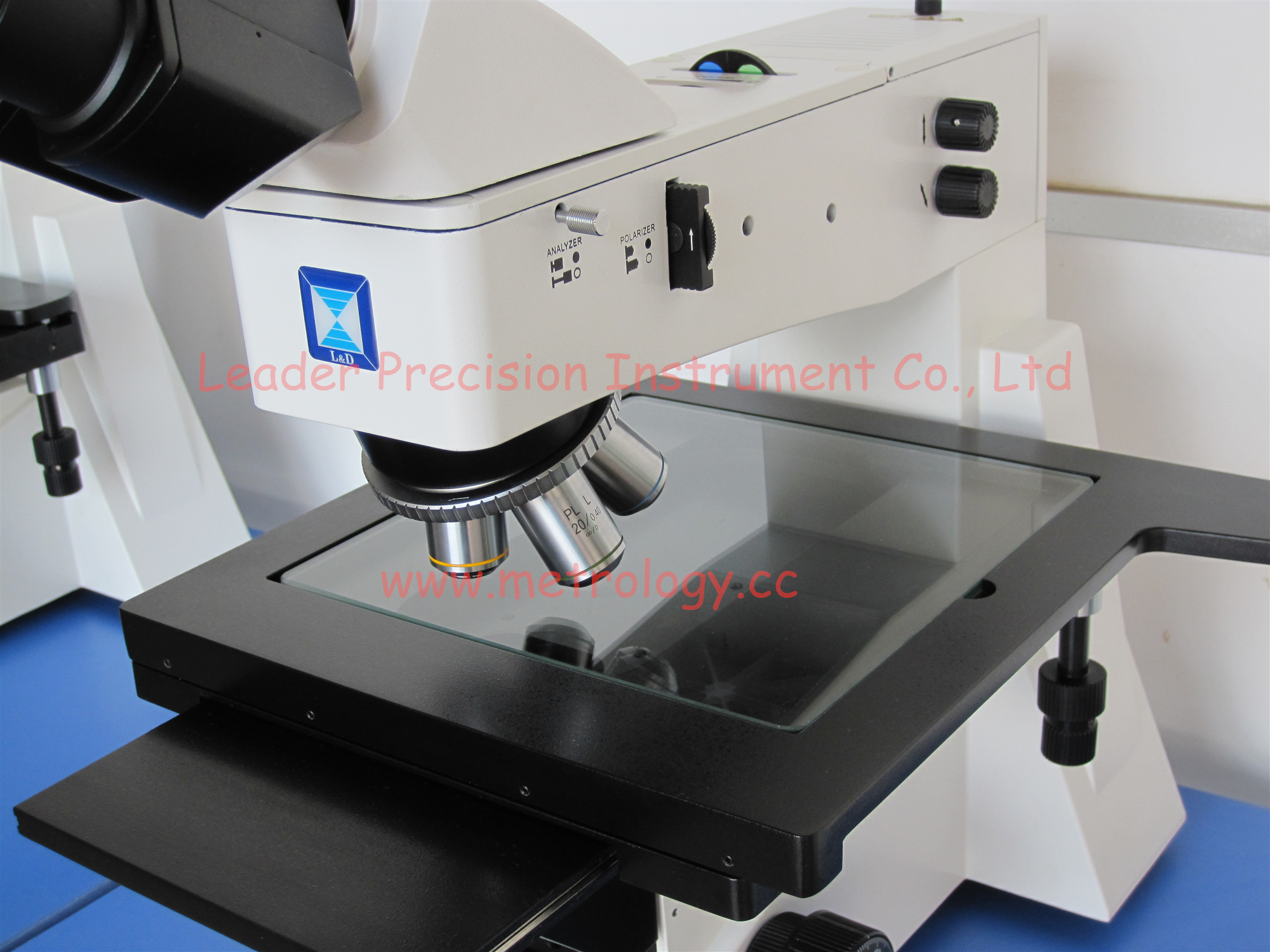 研究型三目金相顯微鏡可接電腦東莞