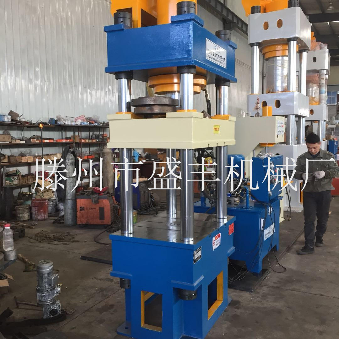 YM-200T四柱液壓機(jī) 汽車鋼圈壓力機(jī)，四柱三梁壓力機(jī)