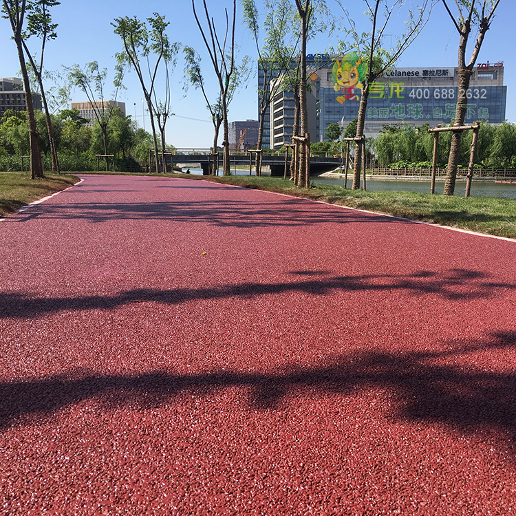 彩色透水混凝土施工優(yōu)，聯(lián)系電話，生產(chǎn)廠家上海亨龍 海綿城市生態(tài)路面