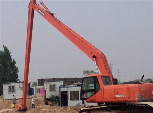 天諾機(jī)械挖掘機(jī)加長臂定制《廠家》《 在線訂購》