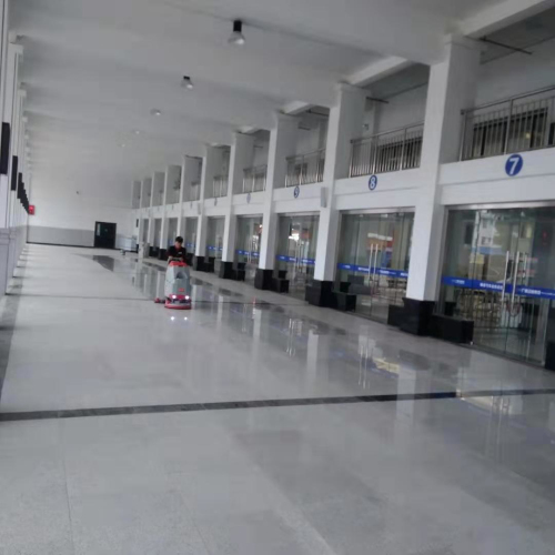 保潔公司用性能好的南寧手推式洗地機(jī)廠家直銷