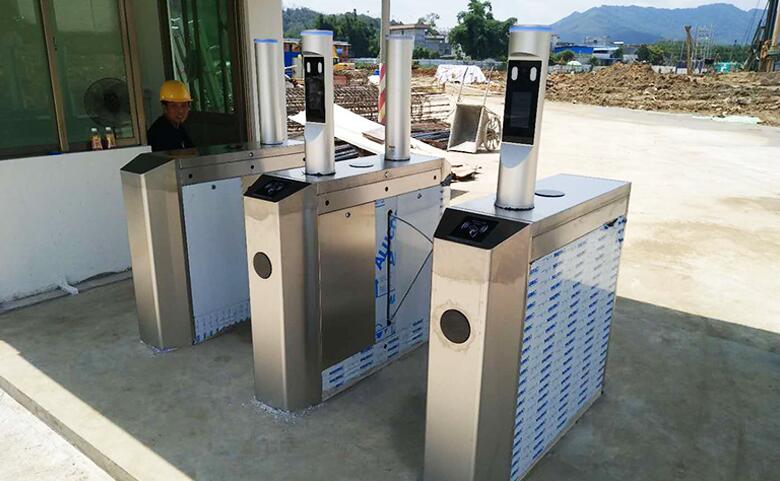 動(dòng)態(tài)人臉識(shí)別人行通道閘機(jī)三輥閘門禁系統(tǒng)擺閘翼閘小區(qū)工地速通門