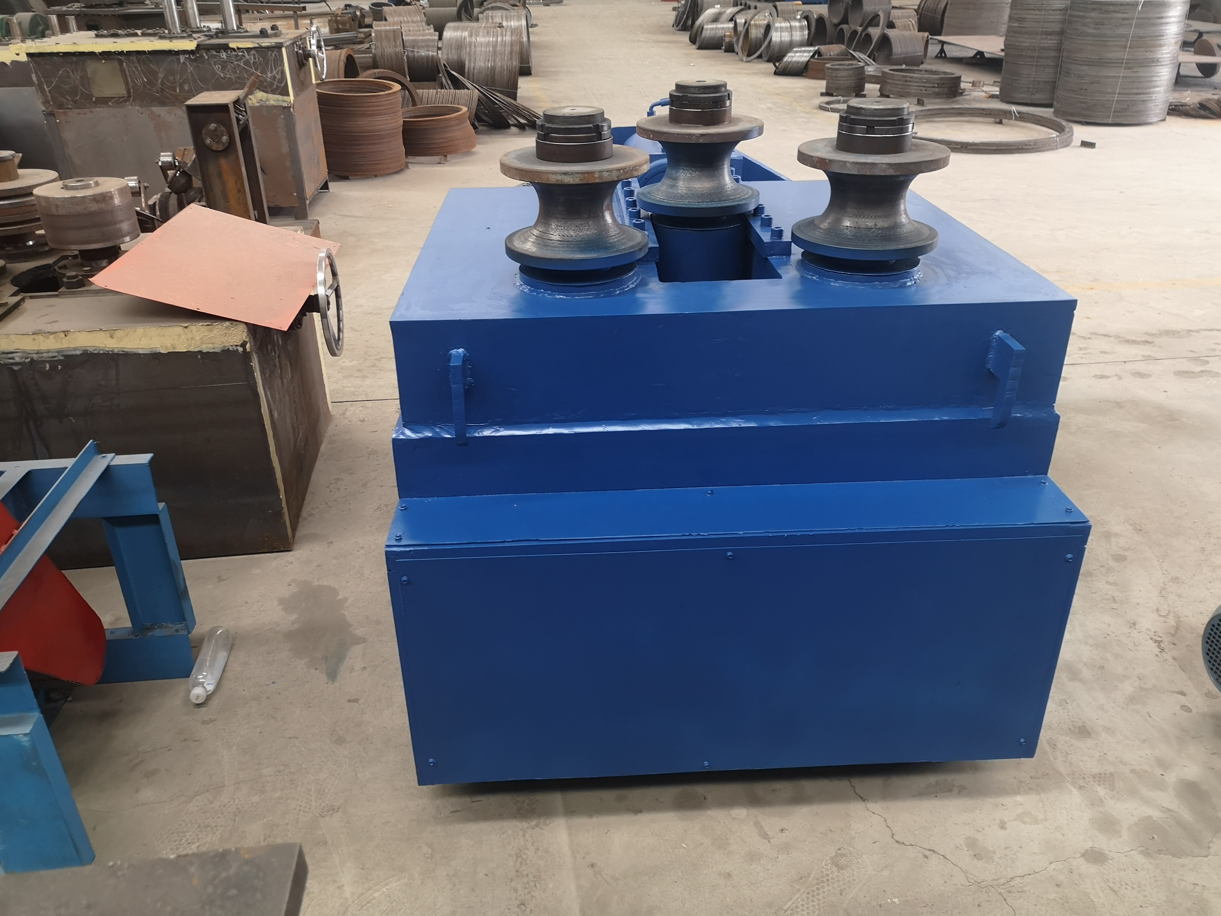 大型彎管機(jī)廠家、批發(fā)、報(bào)價(jià)【新鄉(xiāng)市法蘭機(jī)械有限公司總部】