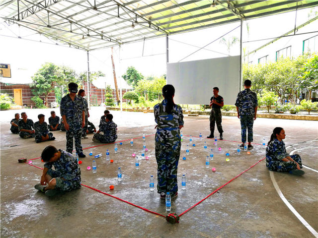 選鐵軍廣州企業(yè)拓展讓你感受全新的拓展訓(xùn)練