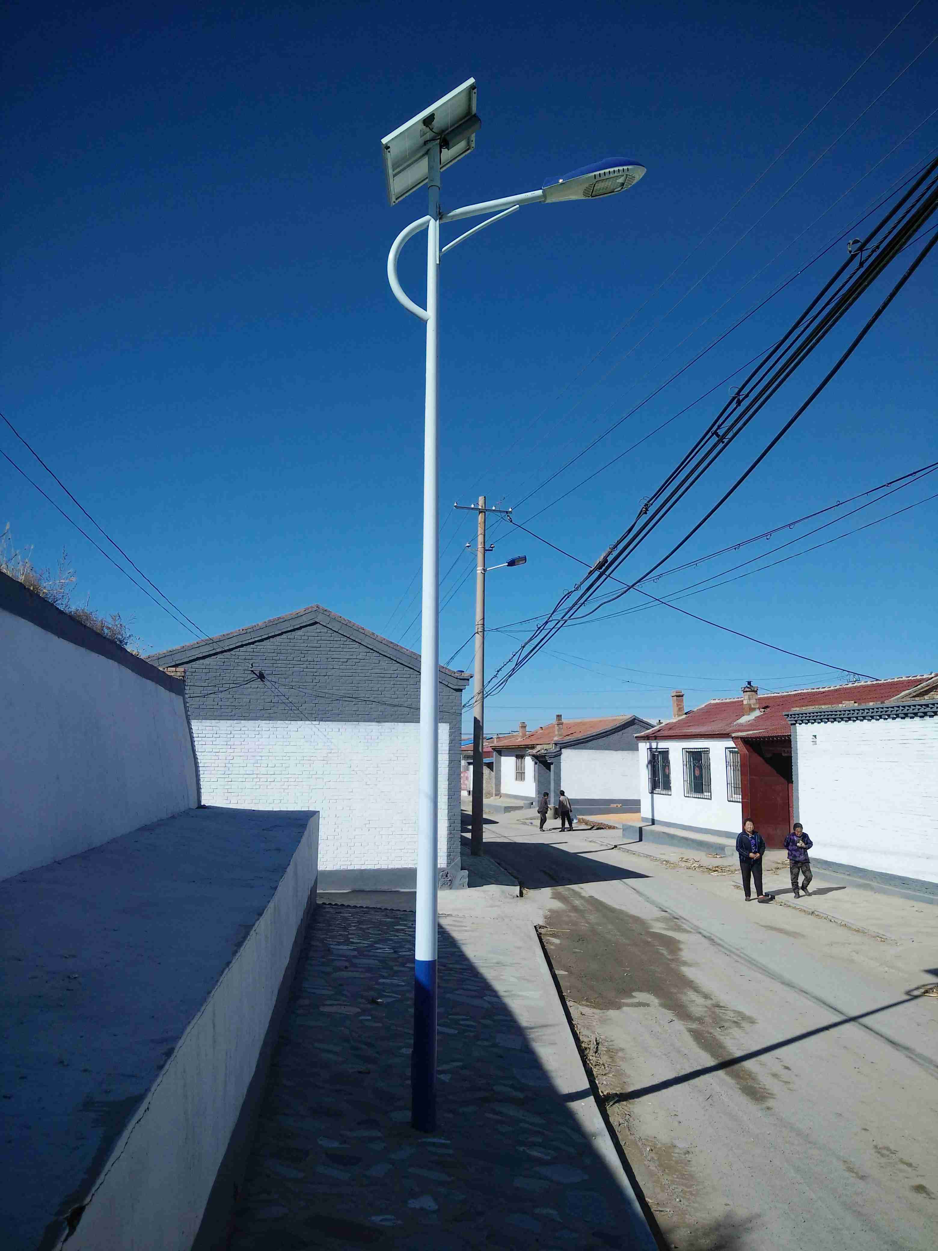 供應內(nèi)蒙太陽能路燈廠家在哪