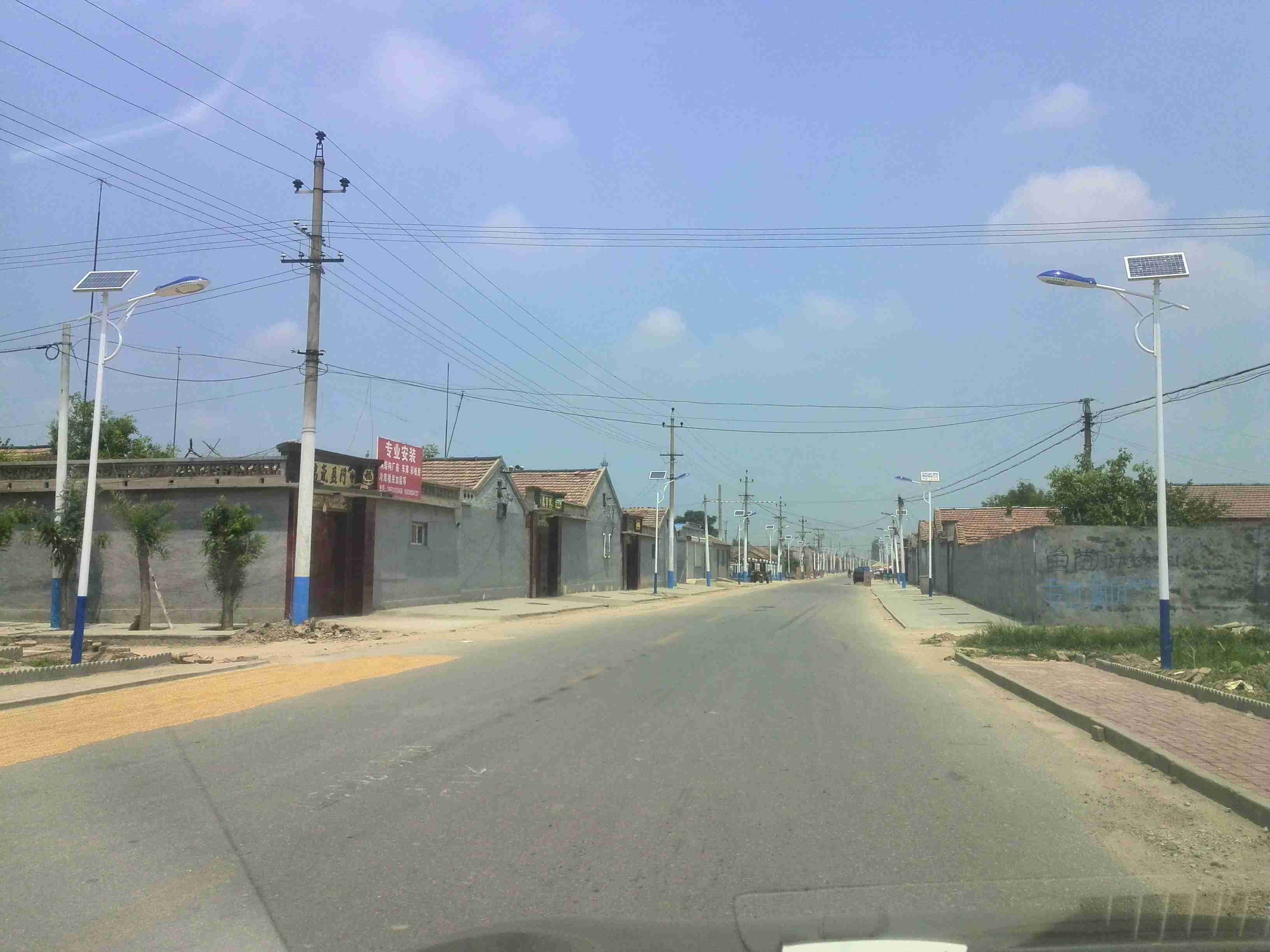 供應(yīng)運城太陽能路燈廠家運城太陽能路燈廠家指導(dǎo)安裝