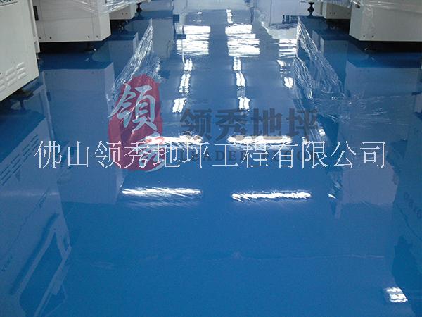 高明地坪施工，車(chē)間自流平環(huán)氧地坪施工