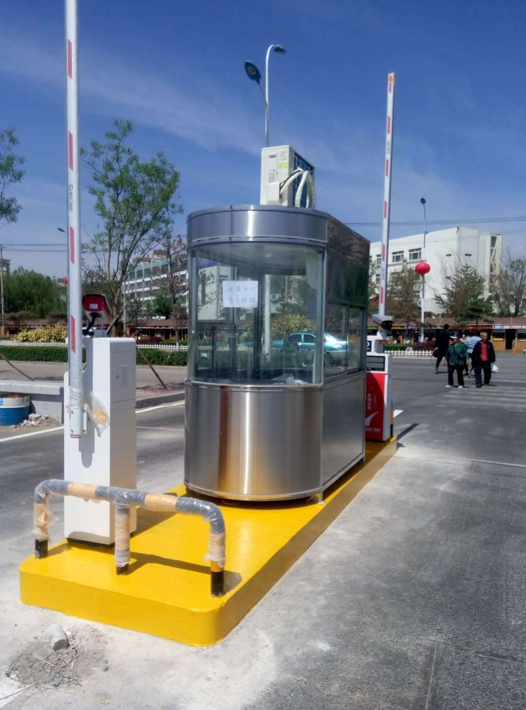 營口彩鋼房崗亭生產(chǎn)廠家，營口不銹鋼收費崗亭現(xiàn)貨*批發(fā) 營口彩鋼房，營口不銹鋼收費崗亭