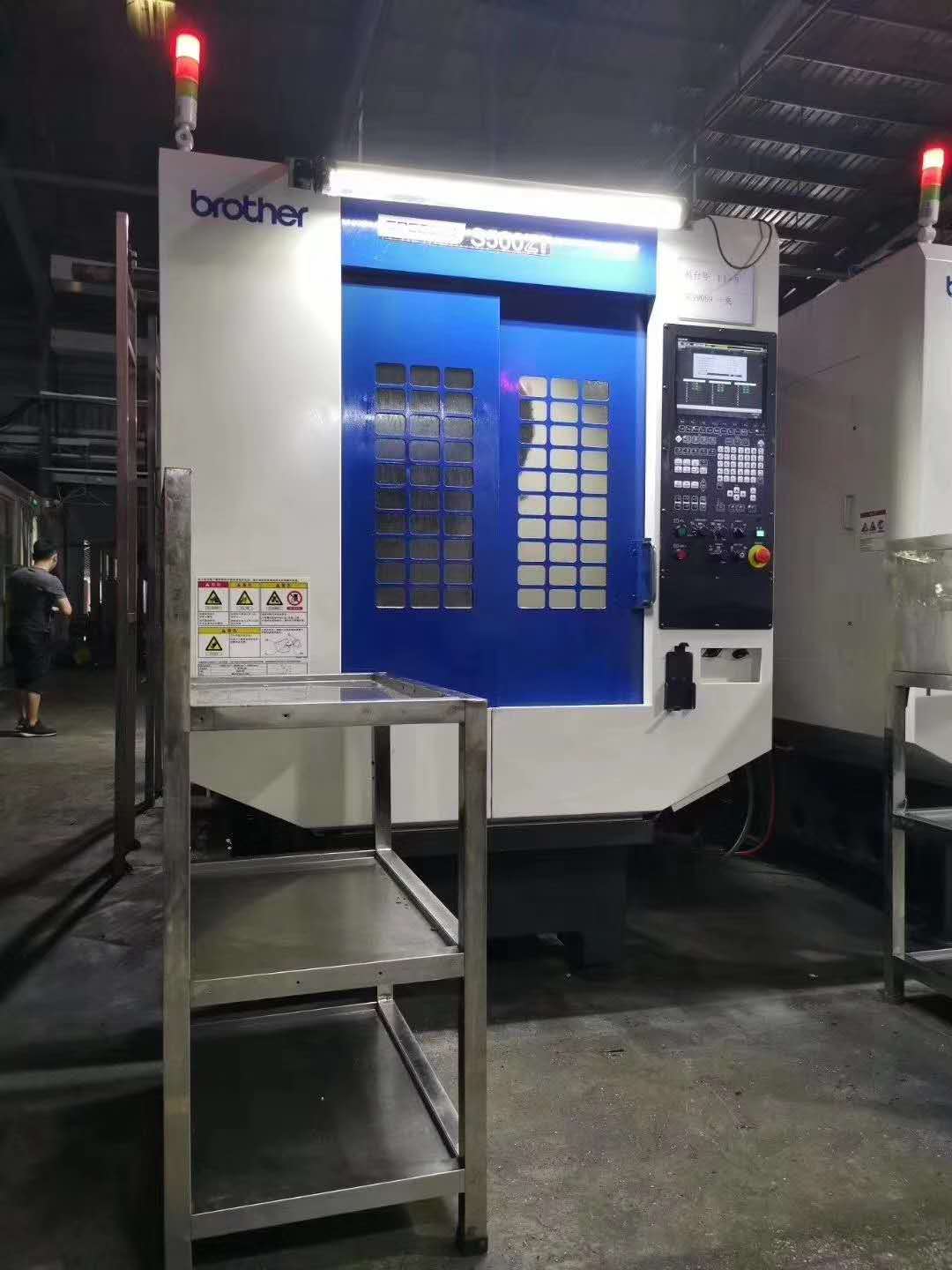 數控加工中心S500Z1，14把刀，伺服刀庫.