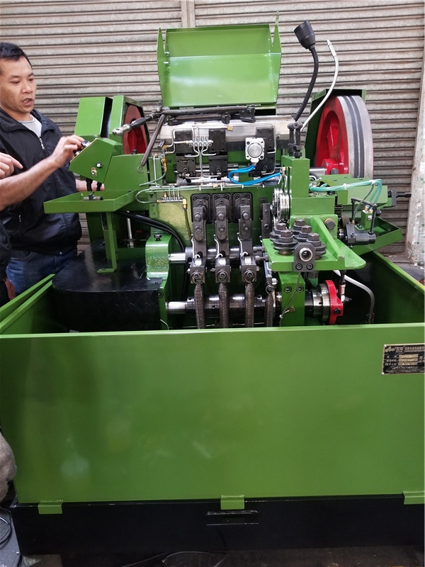 中山三模二沖冷鐓機(jī)廠家直銷電話供應(yīng)報(bào)價(jià)咨詢熱線