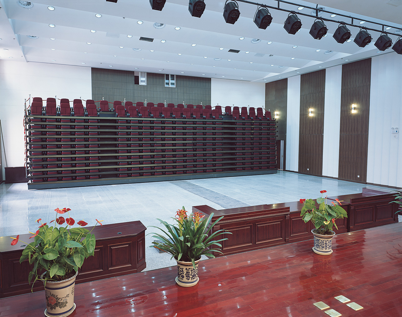 電動座椅供應商  電動座椅價格 河北電動座椅