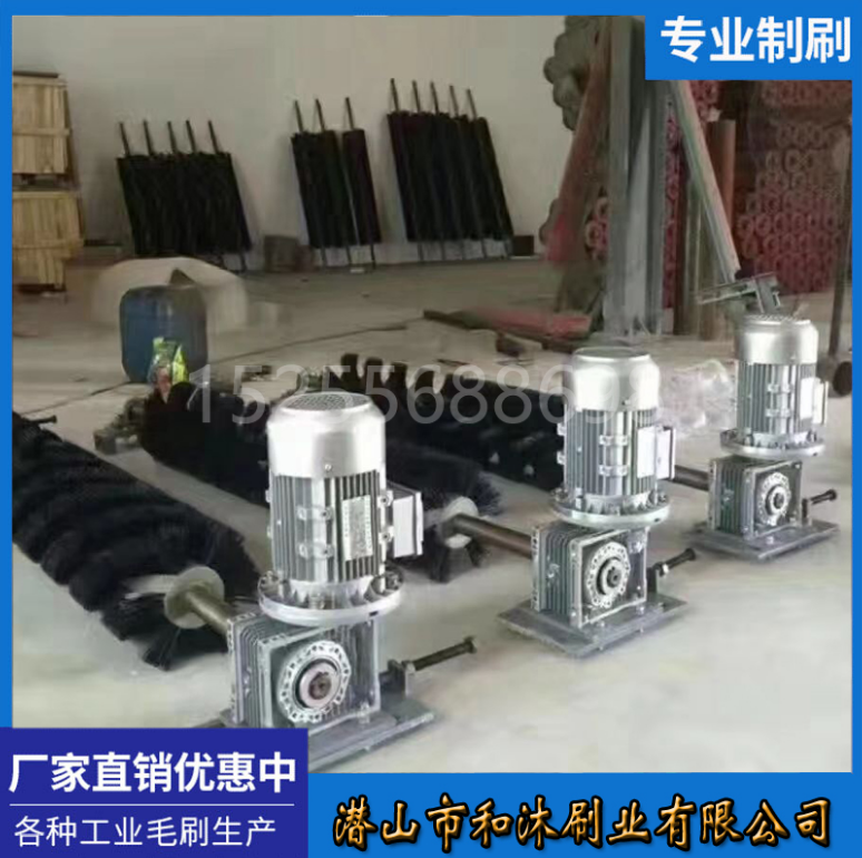 安微電動(dòng)滾刷清掃器價(jià)格 煤礦焦化水泥廠皮帶機(jī)滾刷輸送機(jī)旋轉(zhuǎn)式 毛刷清掃器