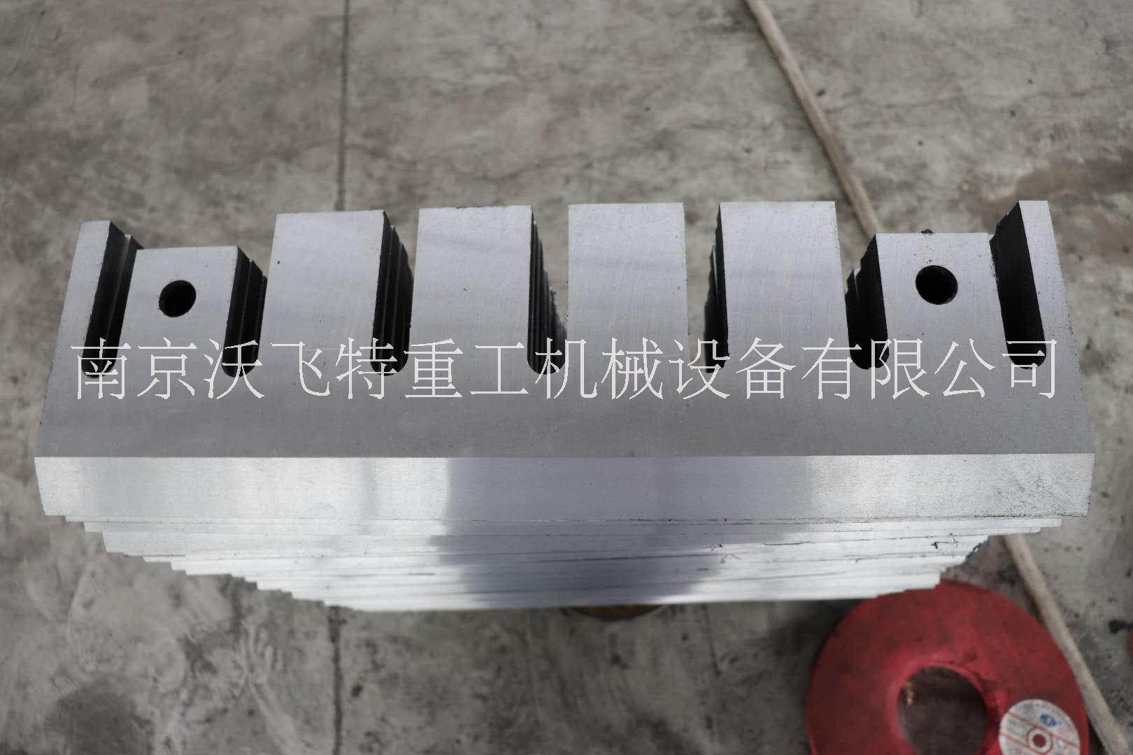 削片飛刀 廠家直銷供應(yīng)削片飛刀 216/218 廠家直銷216/218削片飛刀
