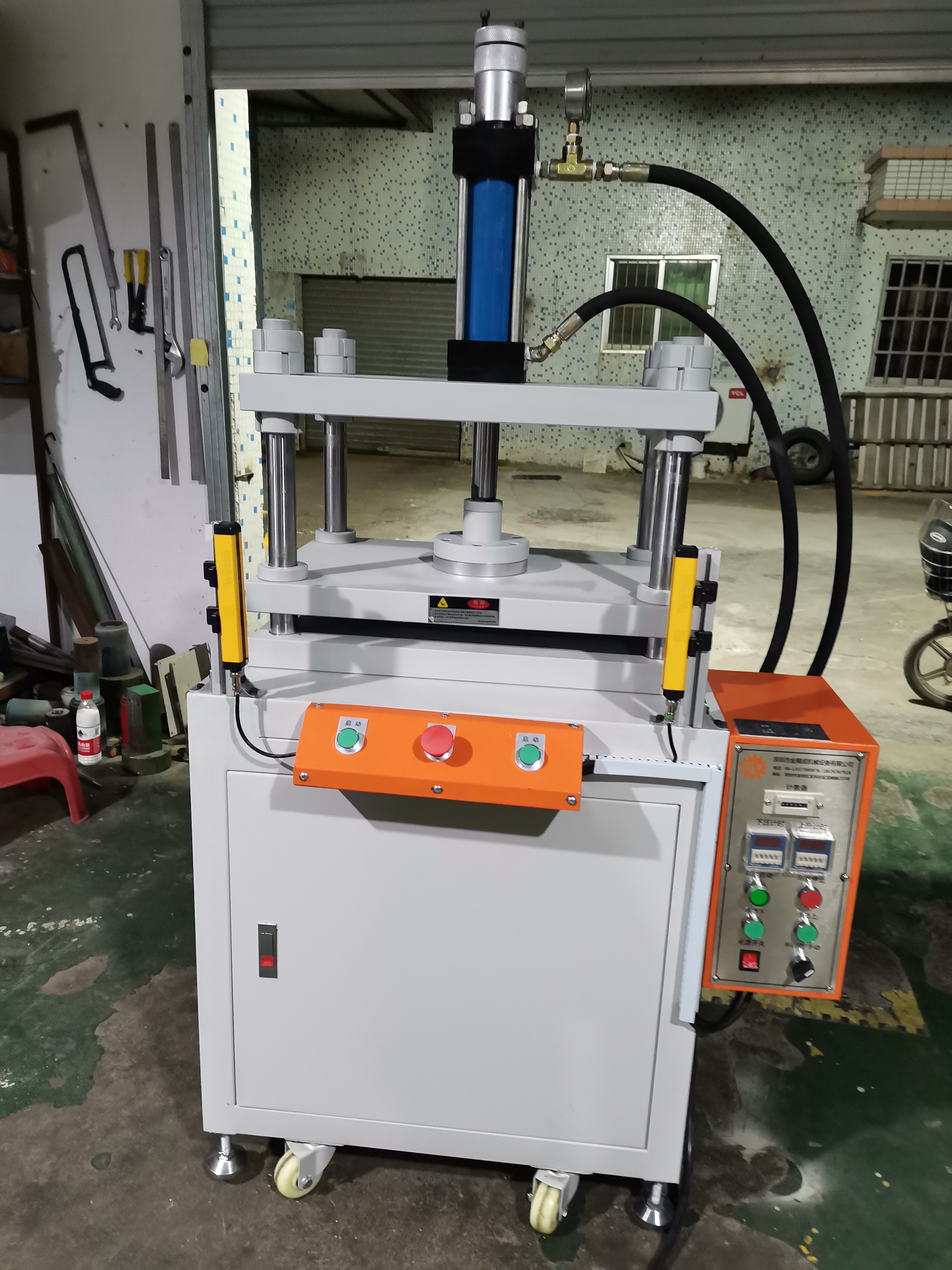 新能源新能源電池隔板成型機(jī)