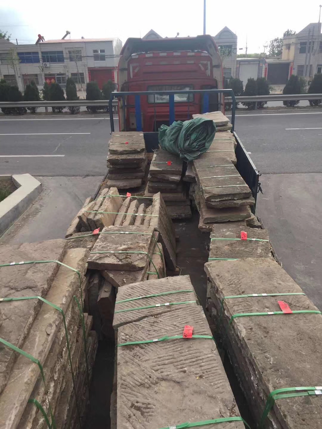 重慶舊石材老石板廠家直銷(xiāo)
