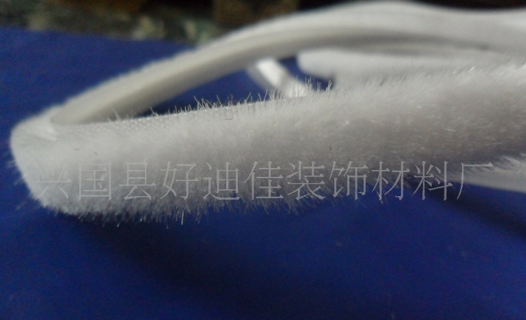 夾片密封毛條供應(yīng)商 夾片密封毛條價格 夾片密封毛條廠家