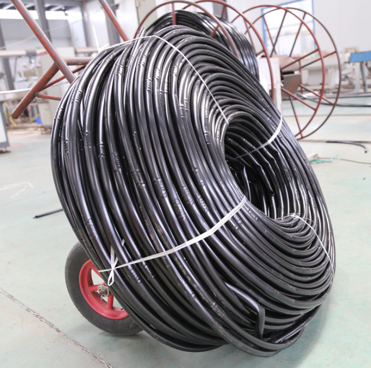 廠家批發(fā)滴灌管 農(nóng)用內(nèi)鑲式滴灌管 農(nóng)業(yè)內(nèi)鑲 山東柱式滴灌管供應(yīng)商