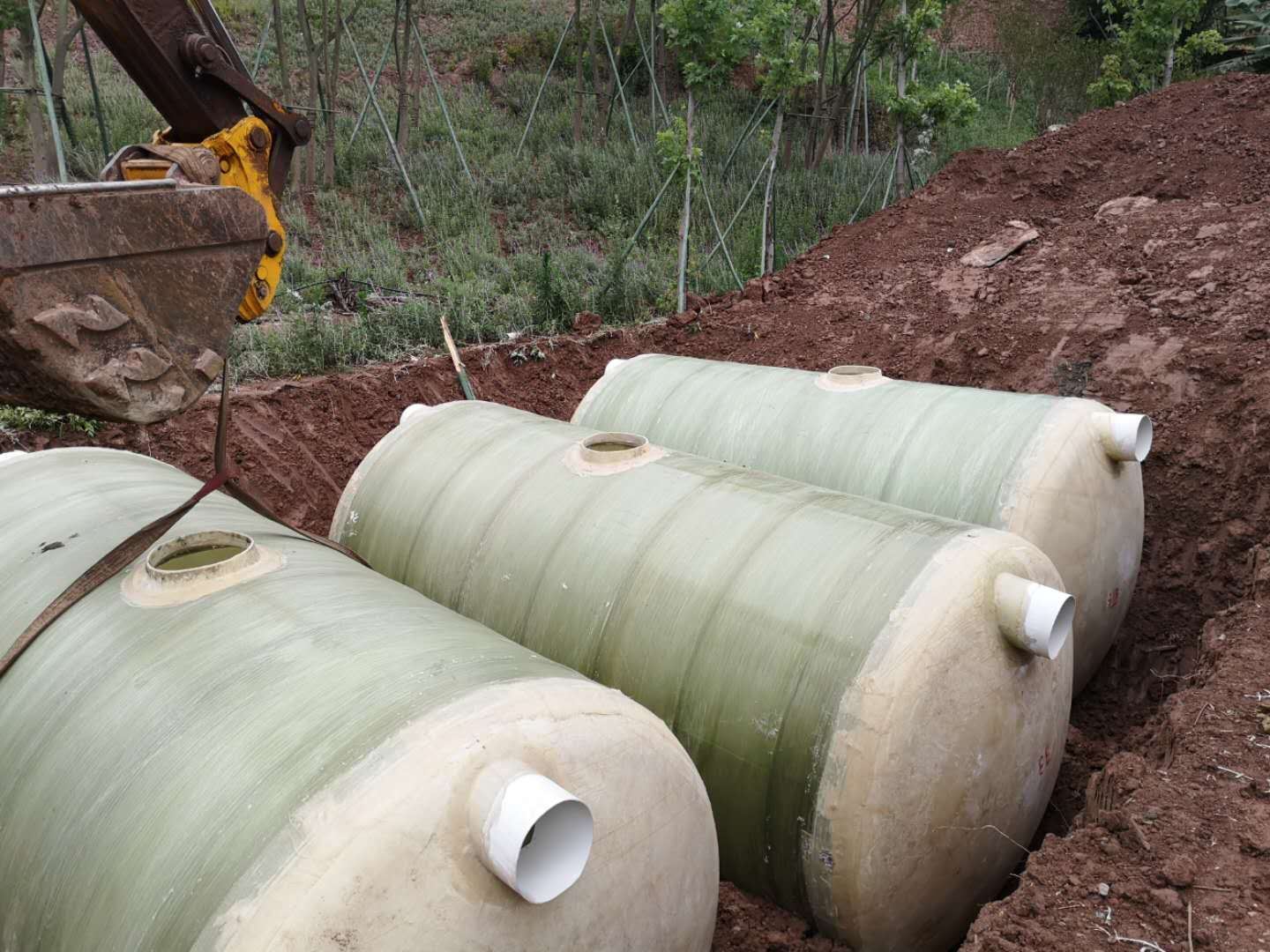 廣安玻璃鋼化糞池成品  生產(chǎn)廠家 供應(yīng)商 促銷價格