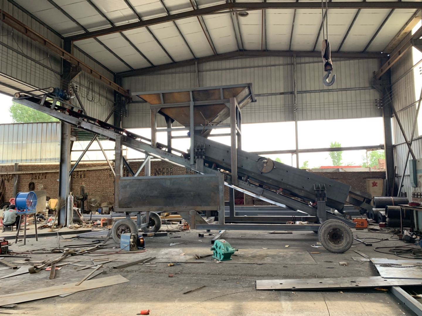 山東振動篩沙機價格、廠家、供應(yīng)商【邢臺晉豐機械制造廠】