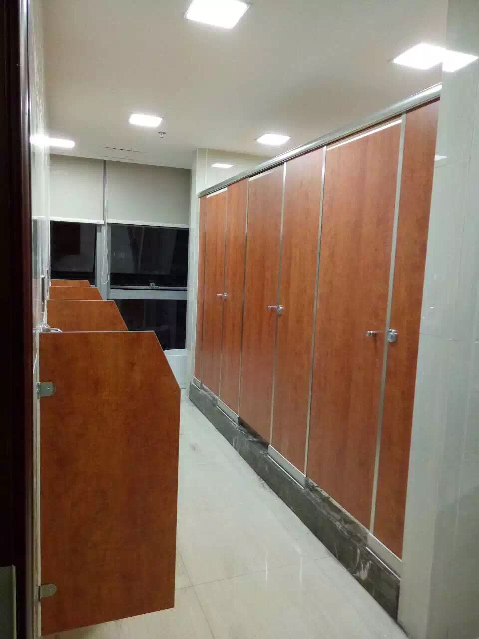 佛山學(xué)校衛(wèi)生間隔斷定制-批發(fā)-哪家好-多少錢