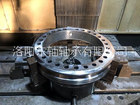 洛陽交叉滾子軸承生產(chǎn)廠家 外齒驅動 內齒驅動 精密旋轉工作臺軸承