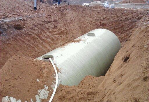 廠家直銷 玻璃鋼化糞池- 新農(nóng)村改造隔油池工廠廁所消防水罐化糞池