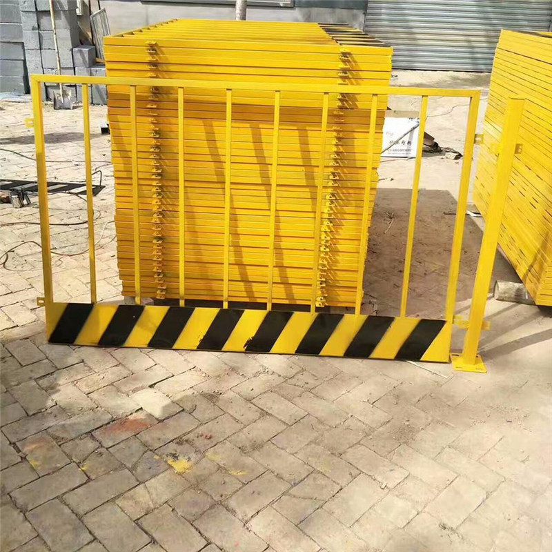 基坑臨邊圍欄泥漿池防護(hù)圍擋黃黑臨時(shí)防護(hù)欄