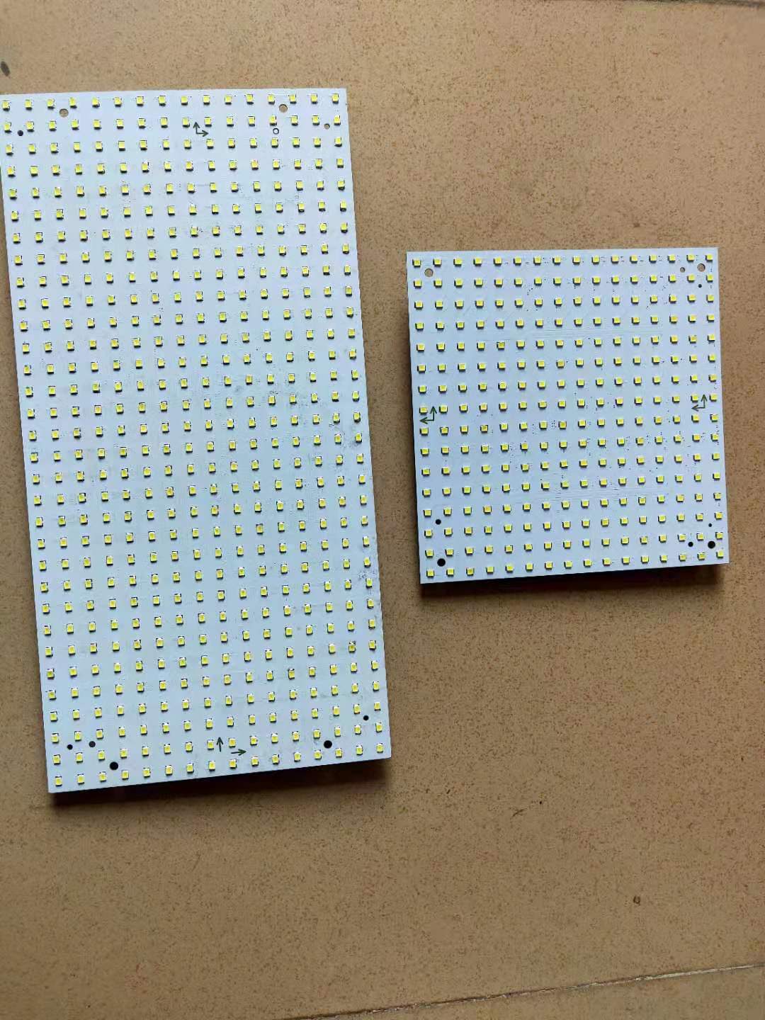 P10動感燈箱