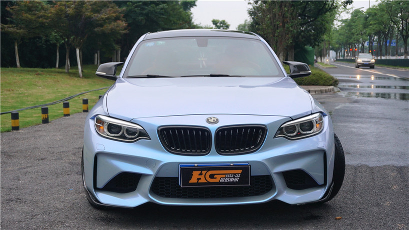寶馬M2改色貼膜雙色糖果閃亮灰 長(zhǎng)沙汽車改色貼膜
