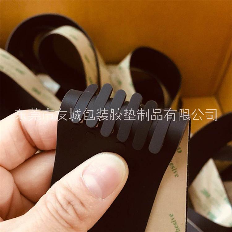 供應(yīng)手機(jī)支架防滑硅膠墊 強(qiáng)粘3M硅膠墊片 磨砂乳白色硅膠腳墊 防水硅膠墊圈 廠家直銷