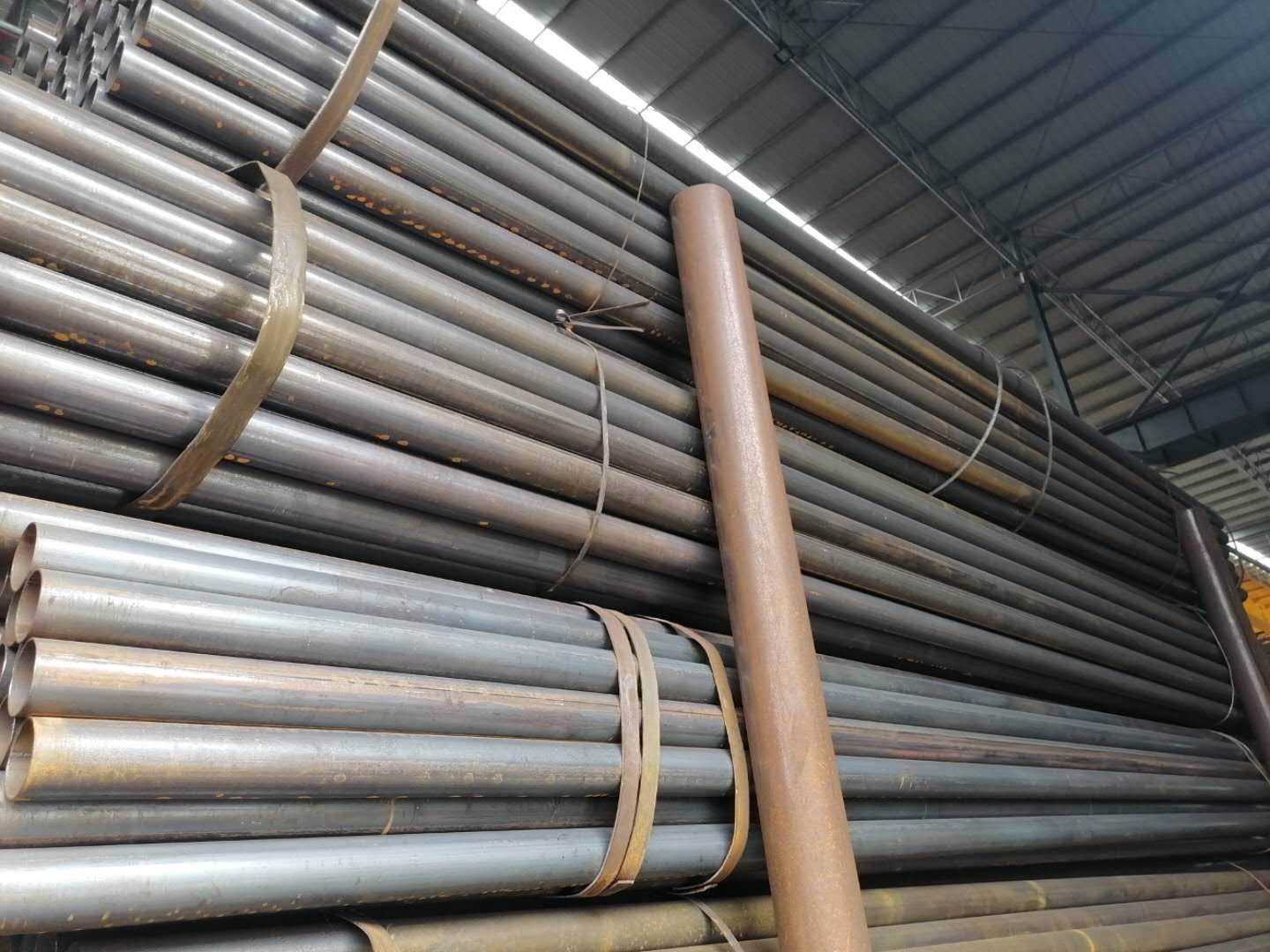 南寧市廠家直銷不銹鋼焊管價格 生產(chǎn)廠商 多少錢一噸