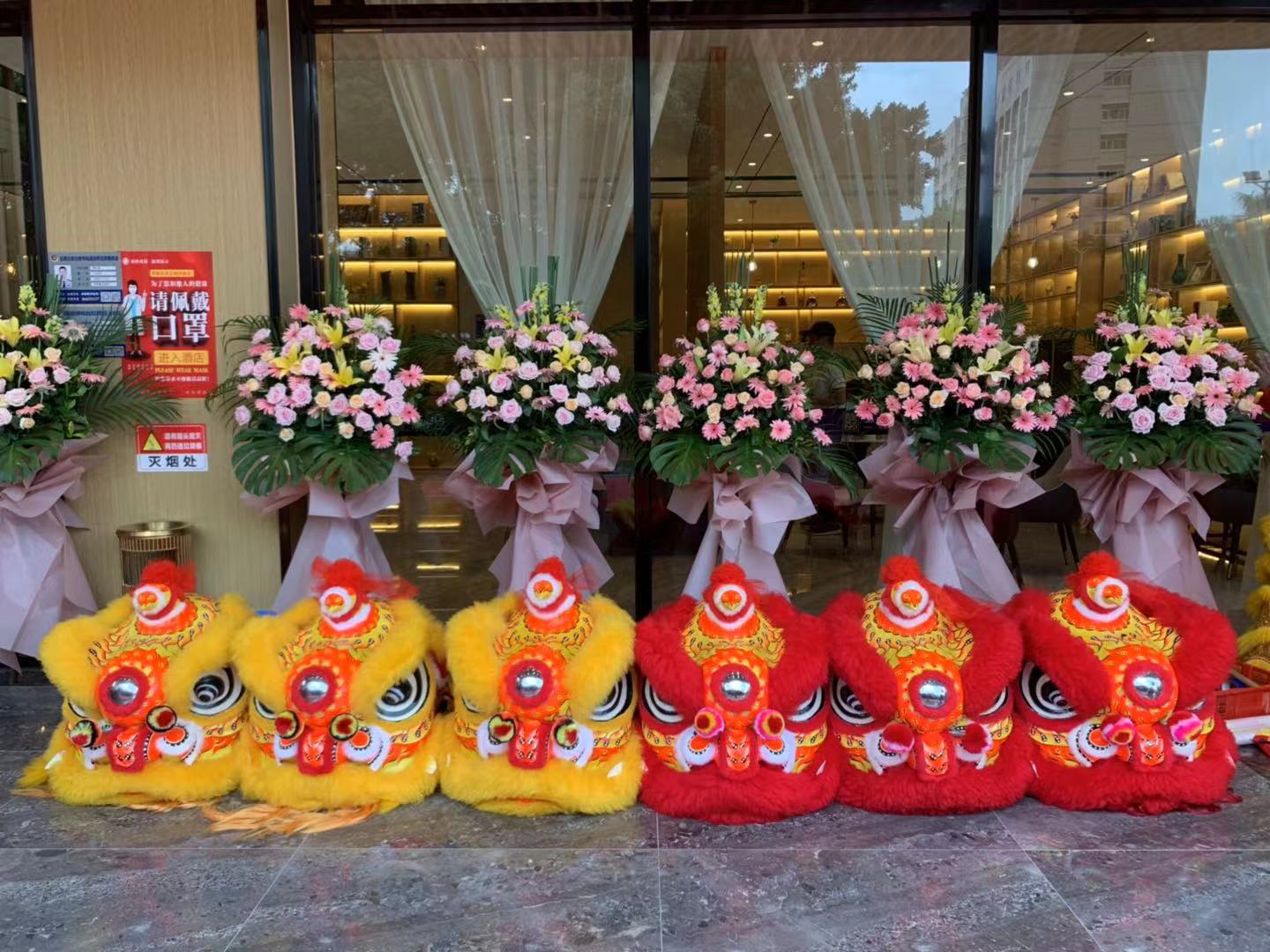 嶺南獅子 云南舞獅隊(duì) 云南梅花樁舞獅隊(duì) 云南舞獅隊(duì)哪家好-飛龍醒獅團(tuán)