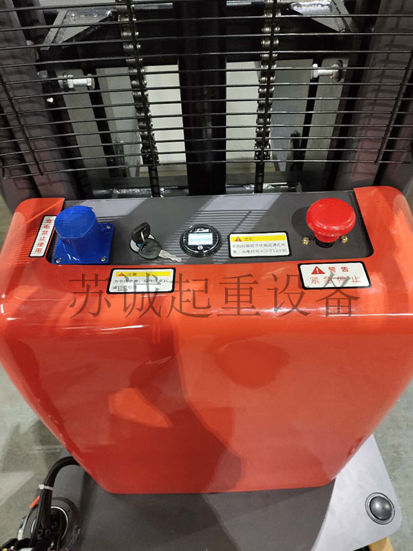 半電動(dòng)堆高車 半電動(dòng)堆高車廠家