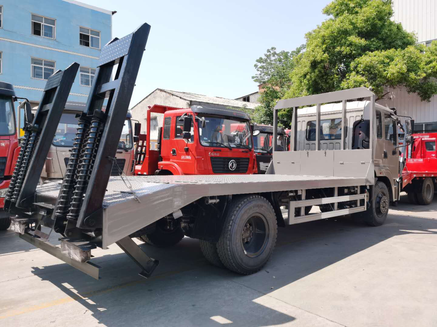 湖北程力車(chē)廂供應(yīng)-東風(fēng)錦程單橋平板車(chē)-建材用平板車(chē)-湖北程力專(zhuān)用汽車(chē)股份有限公司