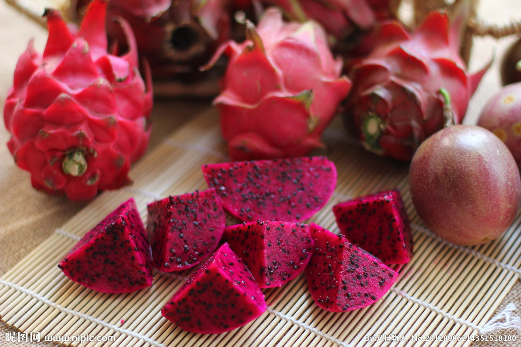 廣西火龍果基地直發(fā)、廣西火龍果大量供應(yīng)、廣西火龍果新鮮采摘批發(fā)價(jià)格【博白縣三灘鎮(zhèn)有利農(nóng)副產(chǎn)品經(jīng)營部】