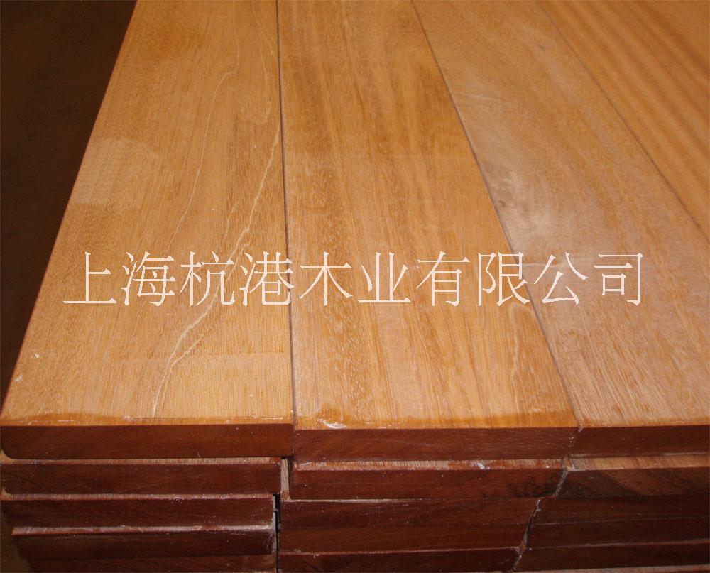 進(jìn)口巴勞木涼亭防腐木材工廠報價