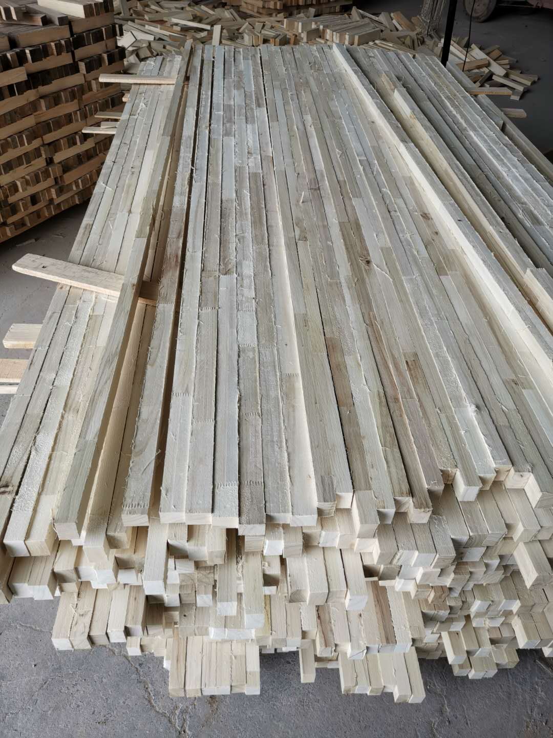 楊木指接板加工廠家_批發(fā)熱線【曹縣申信木業(yè)有限公司】