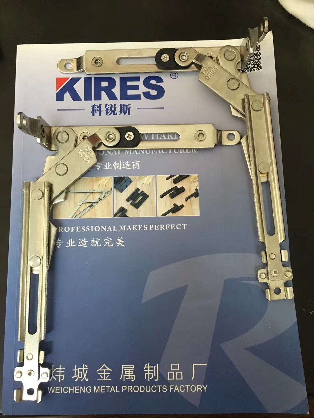不銹鋼家裝隱形鉸鏈 重型鉸鏈 大量現(xiàn)貨