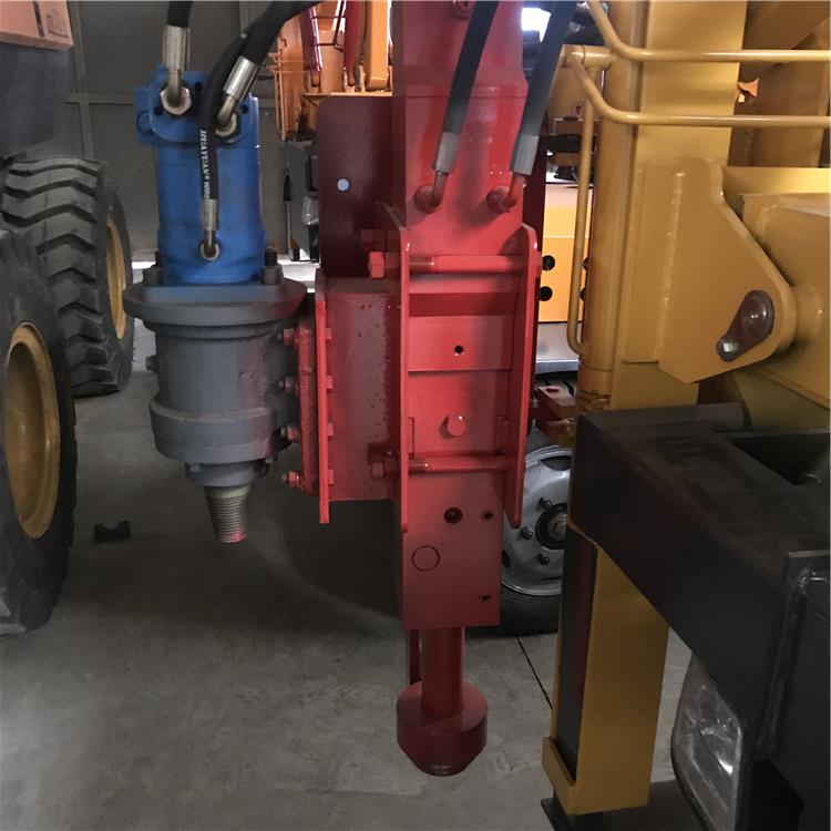 高速護(hù)欄打樁機(jī)打拔鉆一體機(jī)936