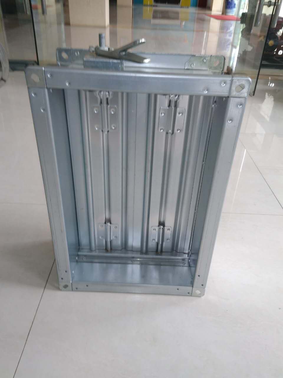 廠家供應防火排煙閥 280℃常開防火閥 常閉排煙防火閥 地下出庫消防排煙