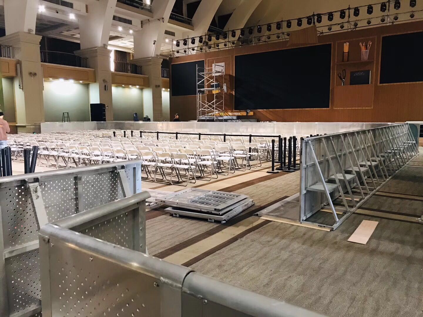 深圳電音節(jié)物料租賃防暴欄出租不銹鋼鐵馬出租