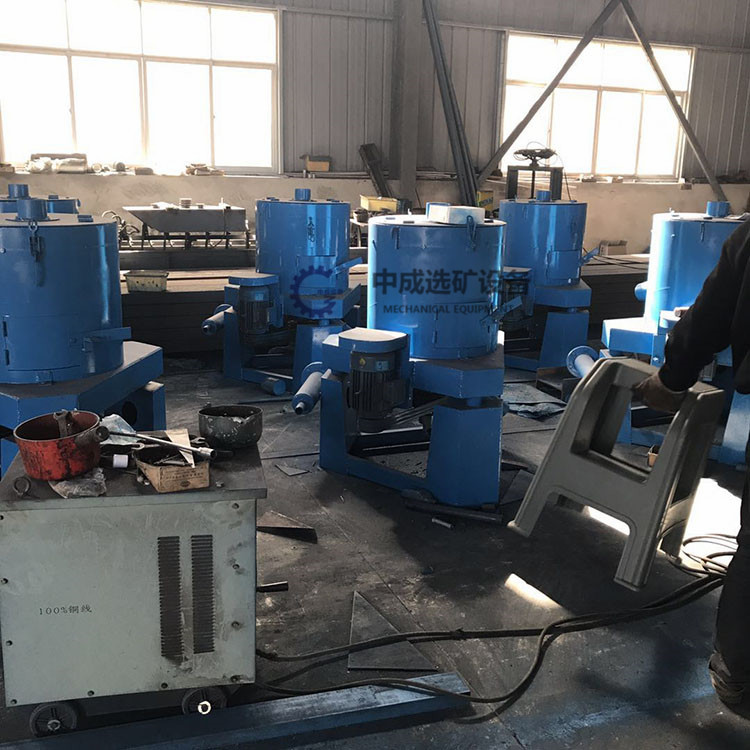 水套式離心機(jī)|三足式離心機(jī)|小型離心機(jī)設(shè)備廠家