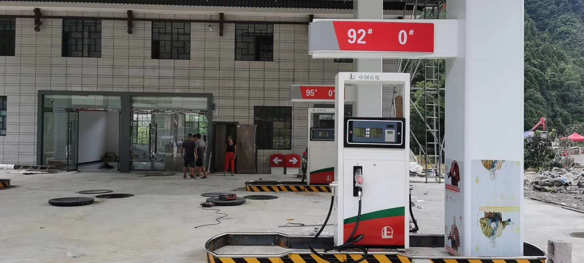 云南2010*款加油機(jī)