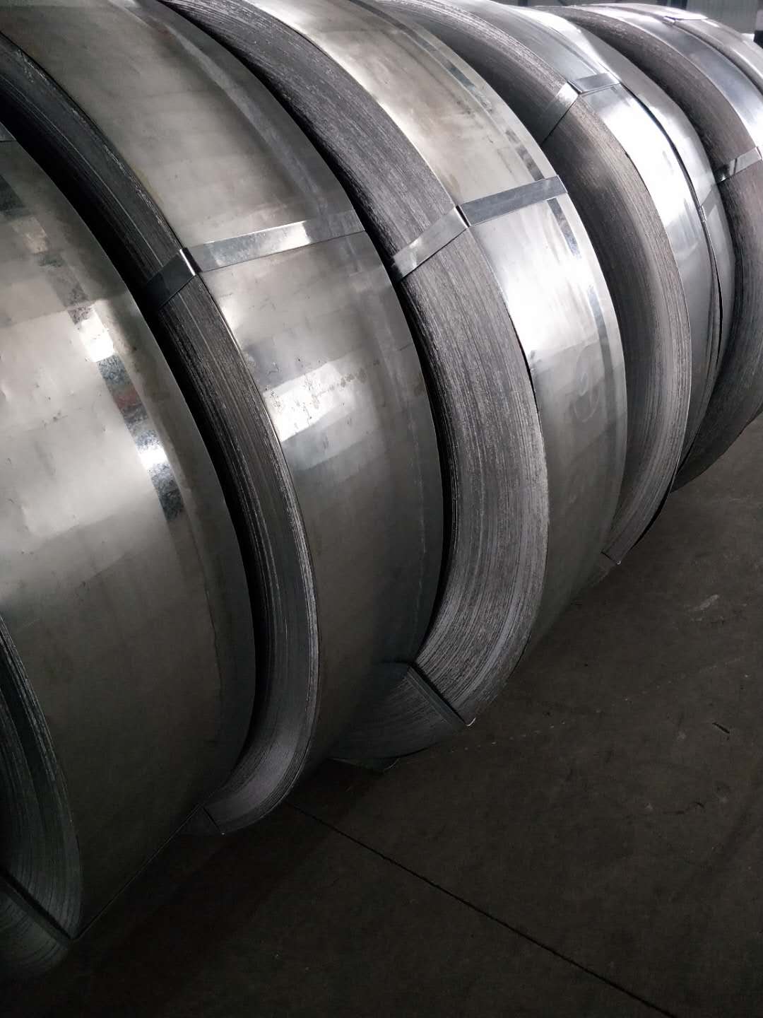 鍍鋅帶鋼Q195  現(xiàn)貨供應(yīng) 貨到付款 規(guī)格齊全 鍍鋅鋼帶