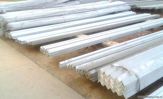 雄安角鋼現(xiàn)貨，角鋼價格，角鋼免費送貨