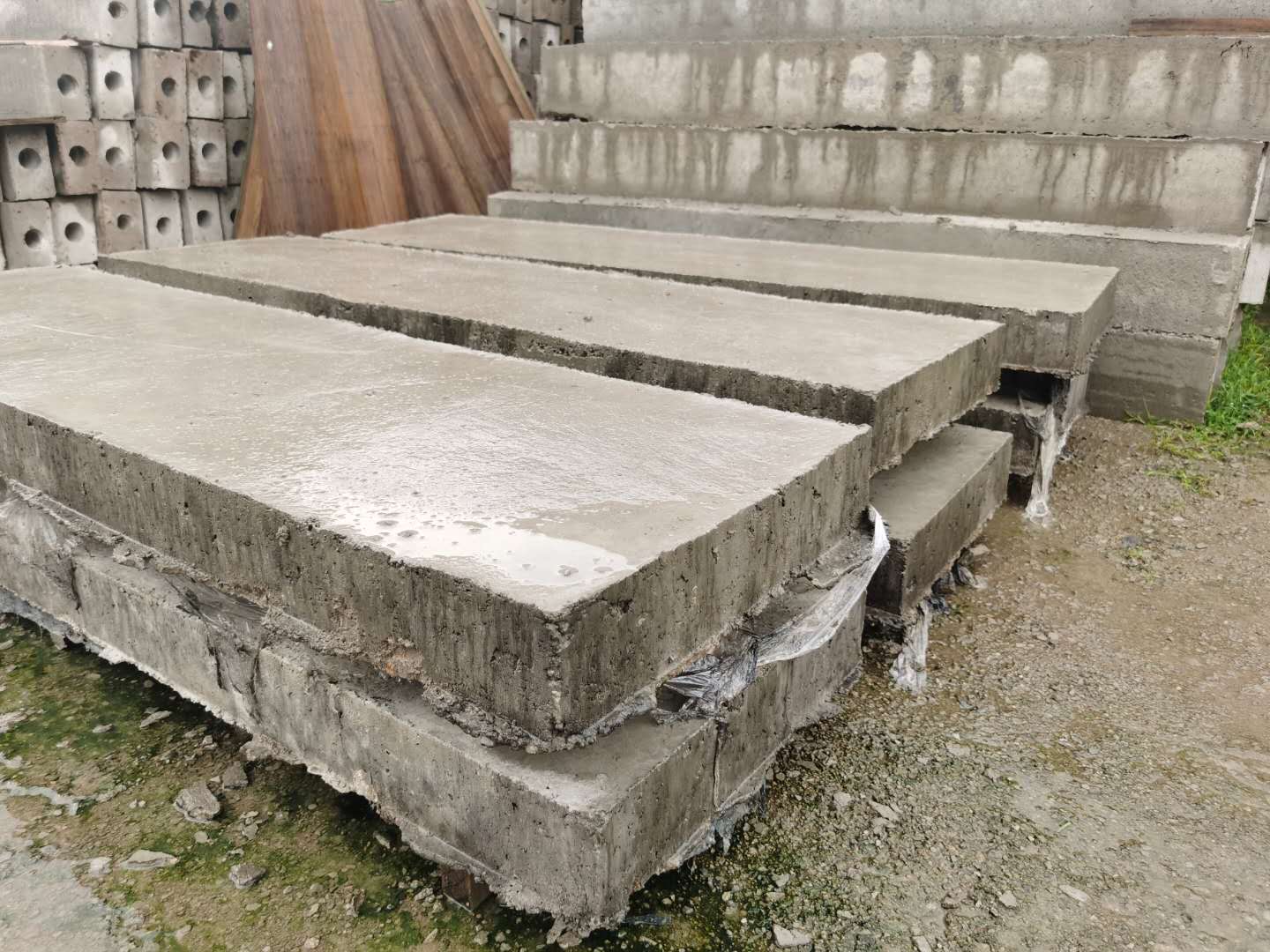 青島預(yù)制構(gòu)件 水泥立柱|嶗山預(yù)制板| 混凝土預(yù)制廠家令友