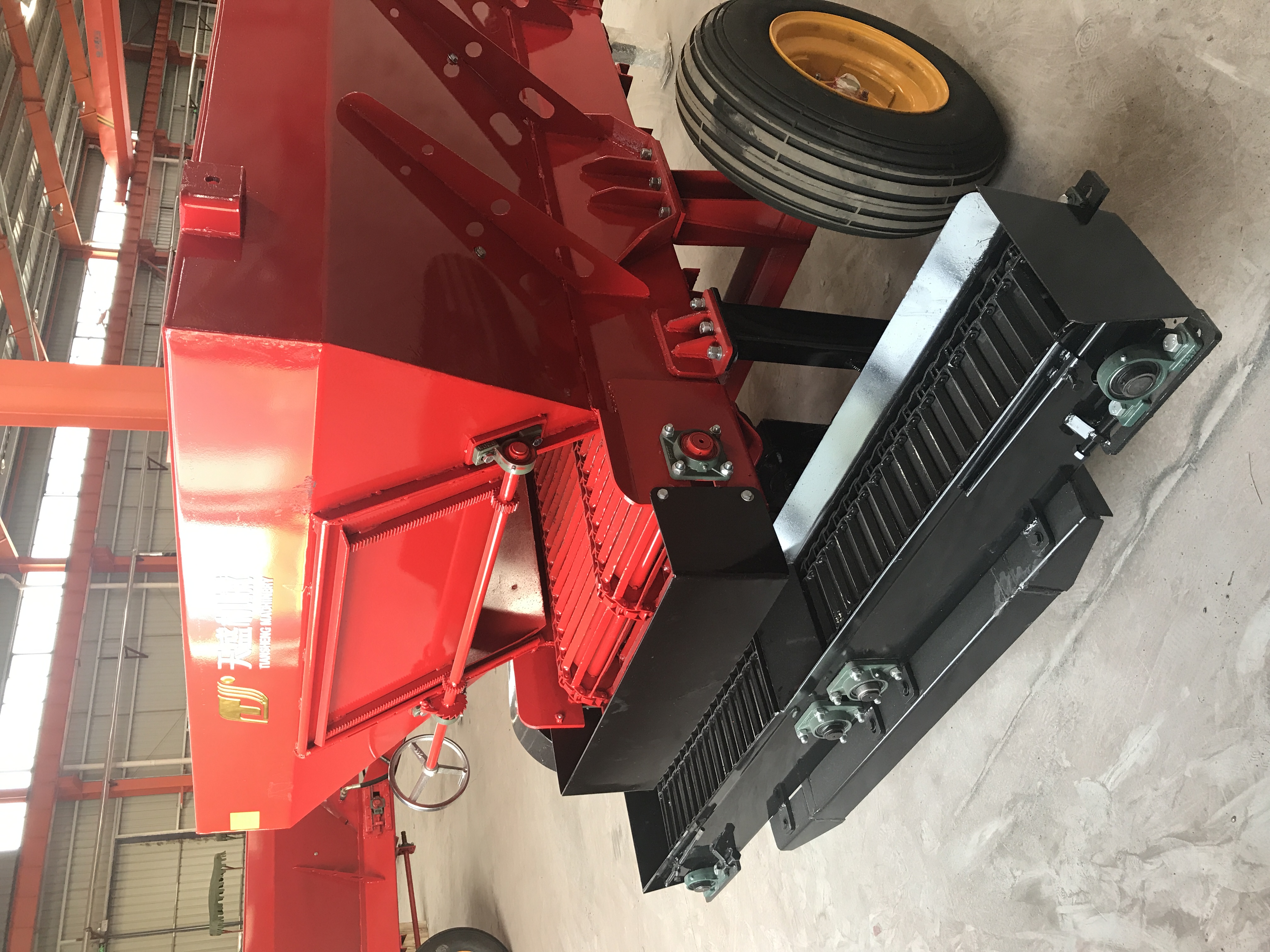 桃園果樹開溝施肥回填一體機(jī)