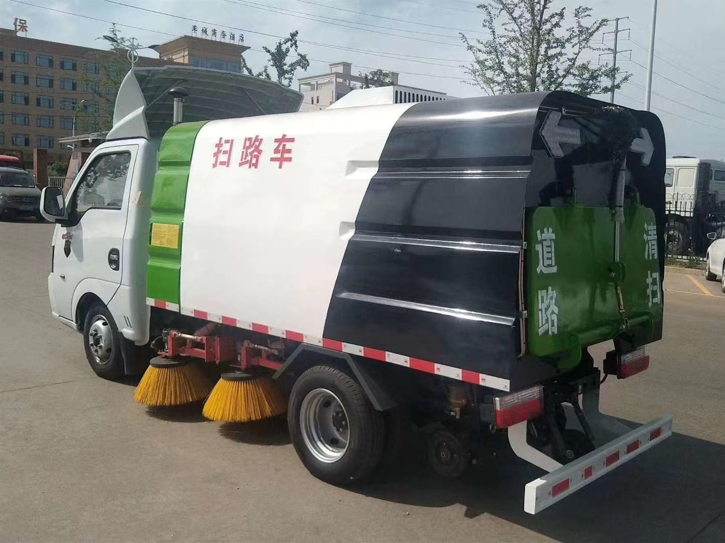 掃路車 東風(fēng)途逸3方掃路車 工廠馬路街道灑水掃地車 道路垃圾清掃車